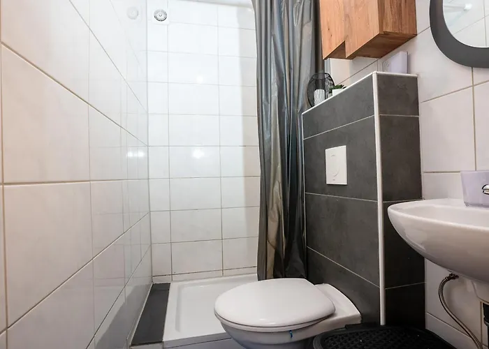 Lejlighed Serviceroom24 - Space In Hoch Wlan - Smart-tv - 24-7 Check-in Und Kueche Recklinghausen